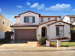 1563 Amberleaf, Costa Mesa, CA 92626