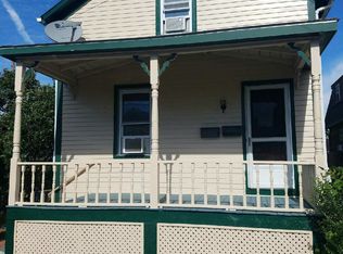 27 Prescott Hall Rd #1, Newport, RI 02840