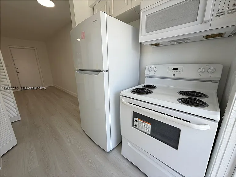 2417 NW 20th St #1 — Photo 7