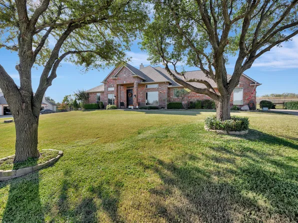 10709 Los Rios Dr, Fort Worth, TX 76179