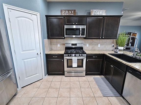 4th image of 7016 Mohegan Dr