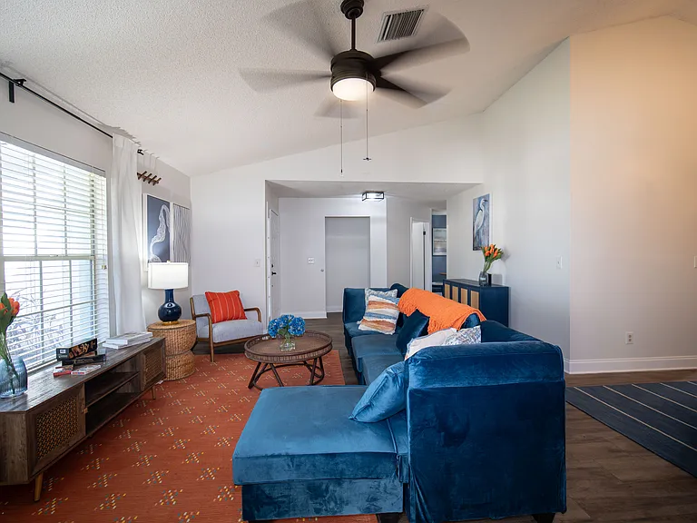1394 Stonehenge Way — Photo 19
