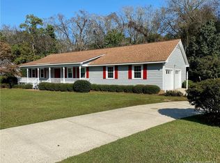 2315 Rolling Hill Rd, Fayetteville, NC 28304