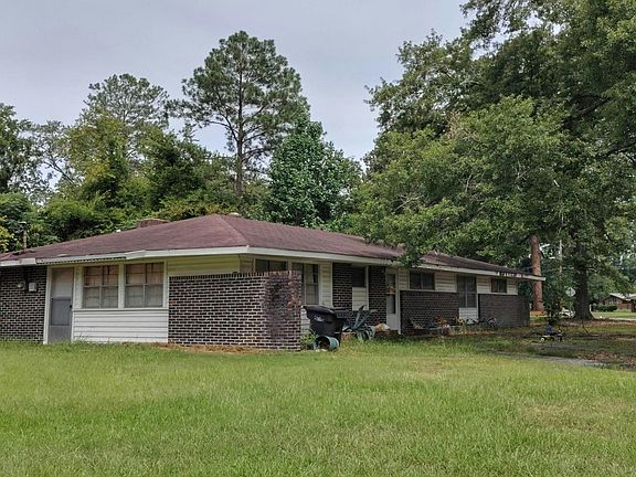 3rd image of 1839 Derby Dr