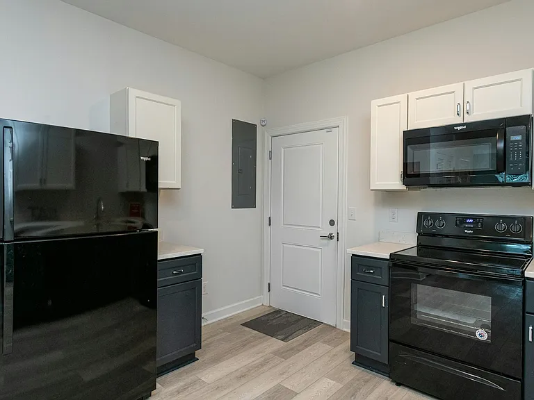 2531 Lineberry Dr #202-A — Photo 6