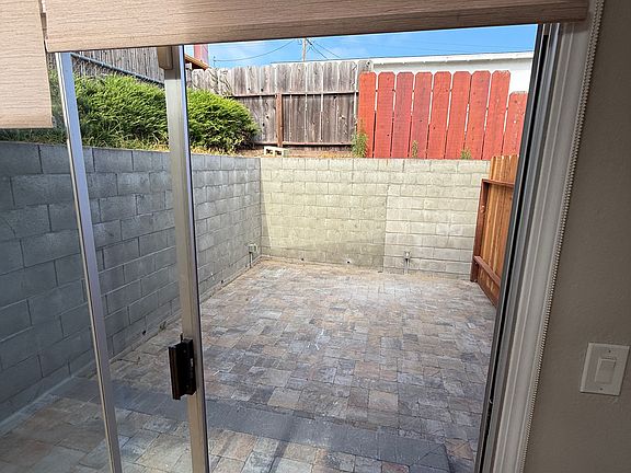 5th image of 1732 Fernando St