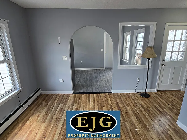 51-53 Laurel St #2 — Photo 19