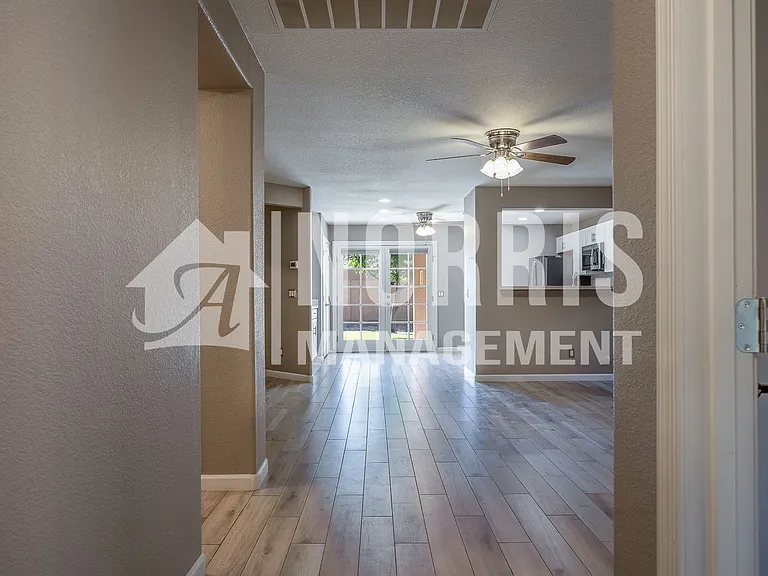 577 W Judi St — Photo 6
