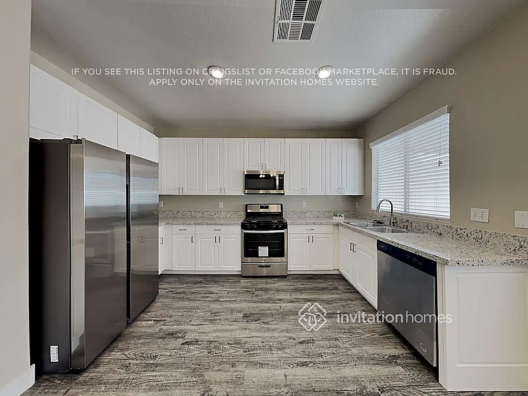 10508 Glowing Cove Ave — Photo 7
