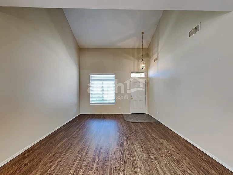 25841 W Miami St — Photo 8
