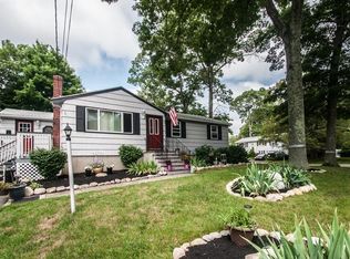 42 Peterson Ave, Brockton, MA 02302