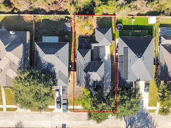 2nd image of 1903 Ryansbrook Ln