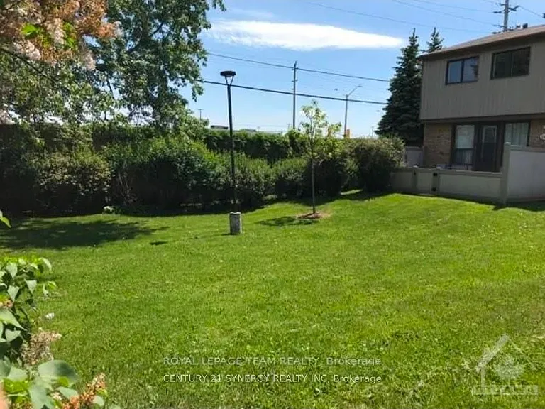 2307 Stonehenge Cres — Photo 10