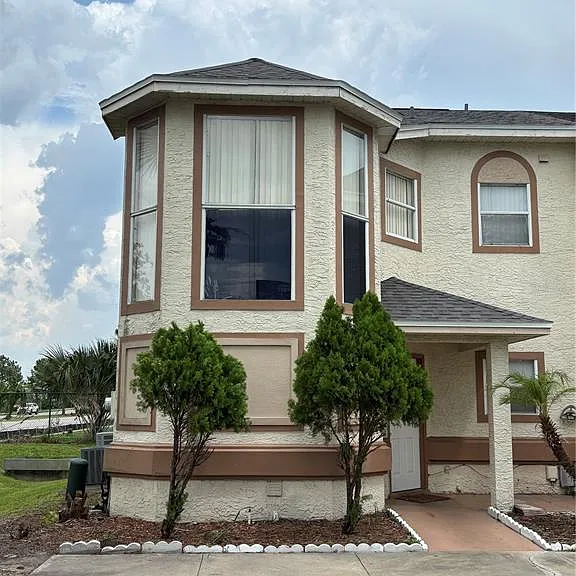 246 Dawn Ct — Photo 1