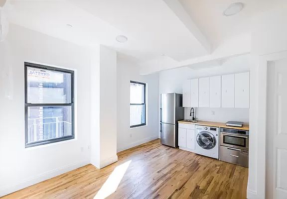 5th image of 109 Audubon Ave #4C