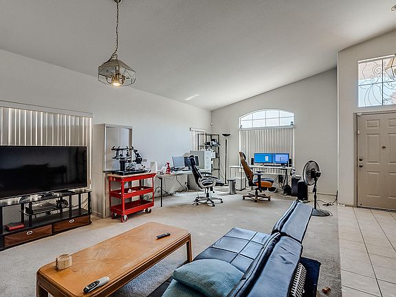 4th image of 11506 W Dana Ln
