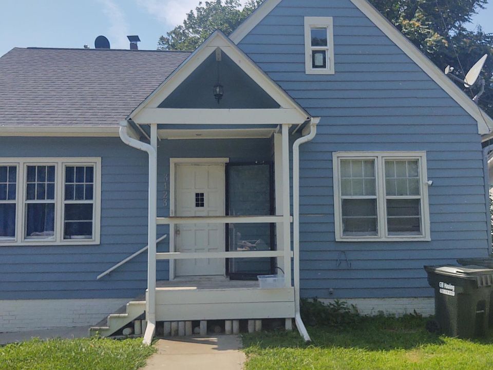 1st image of 3423 Jackson St
