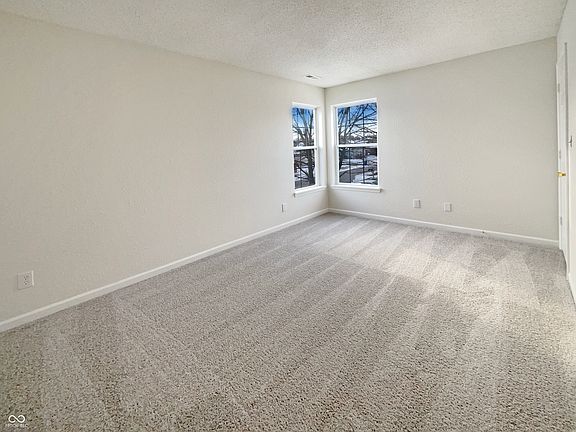 5th image of 825 Treyburn Green Dr