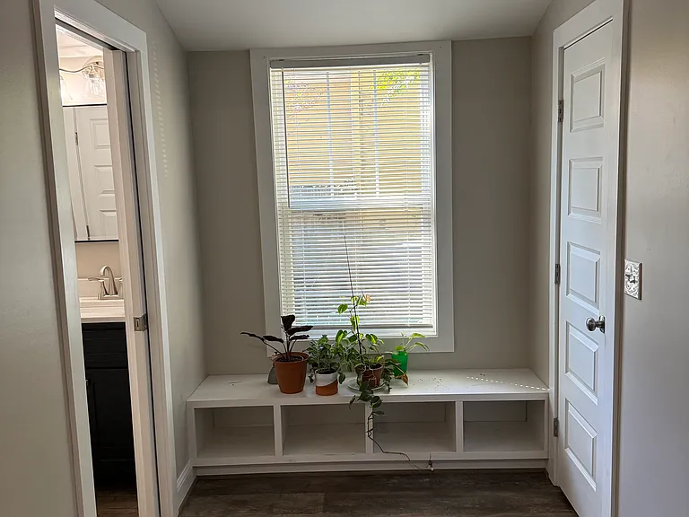 1012 Union St — Photo 13