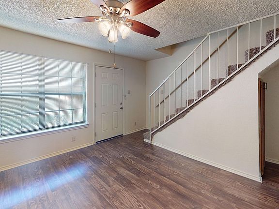 3rd image of 1109 S Avenue B APT 8