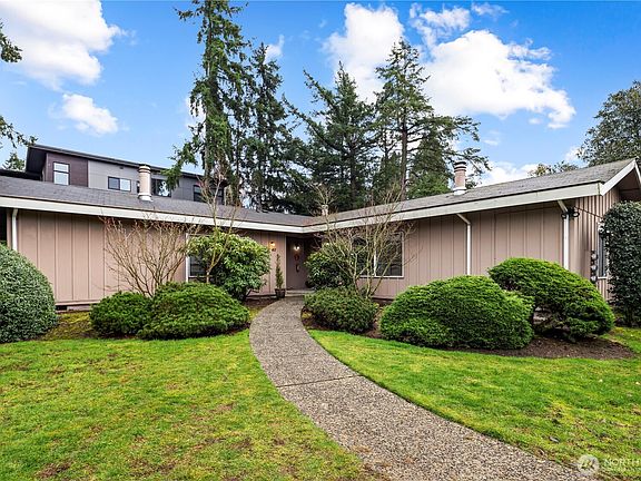 3rd image of 411 5th Ave S
