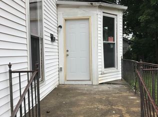 916 W 12th St, Anderson, IN 46016