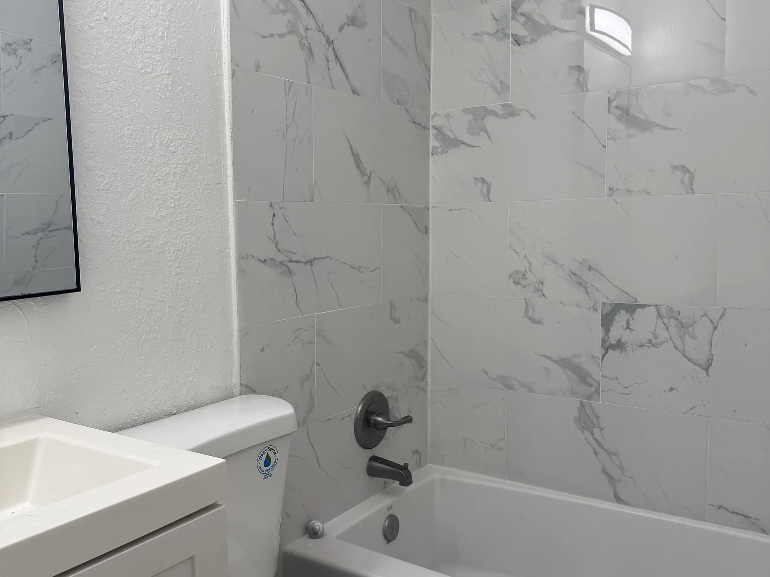 1154 West 22nd Street - 1 — Photo 2