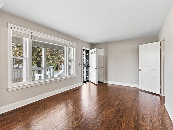 5th image of 2303 Dennywood Dr