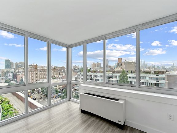 5th image of 229 Chrystie St #1120D