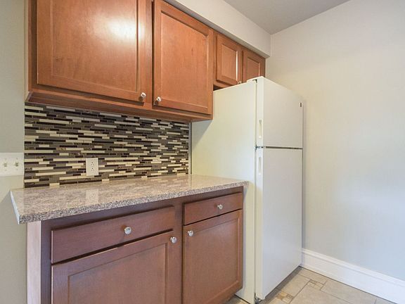 3rd image of 33354 Kingslane Ct APT 6