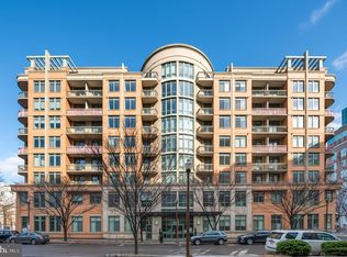 3625 10th St UNIT 907, Arlington, VA 22201