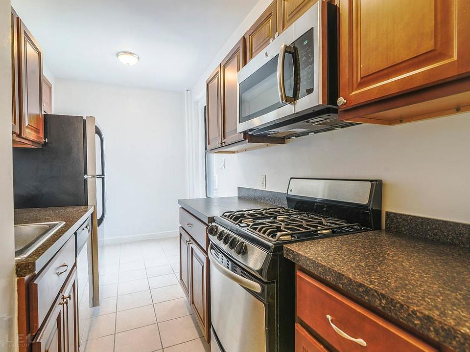 1st image of 4309 47th Ave APT 5I