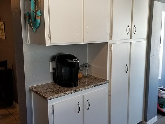 4th image of 423 N Ring Ave #3
