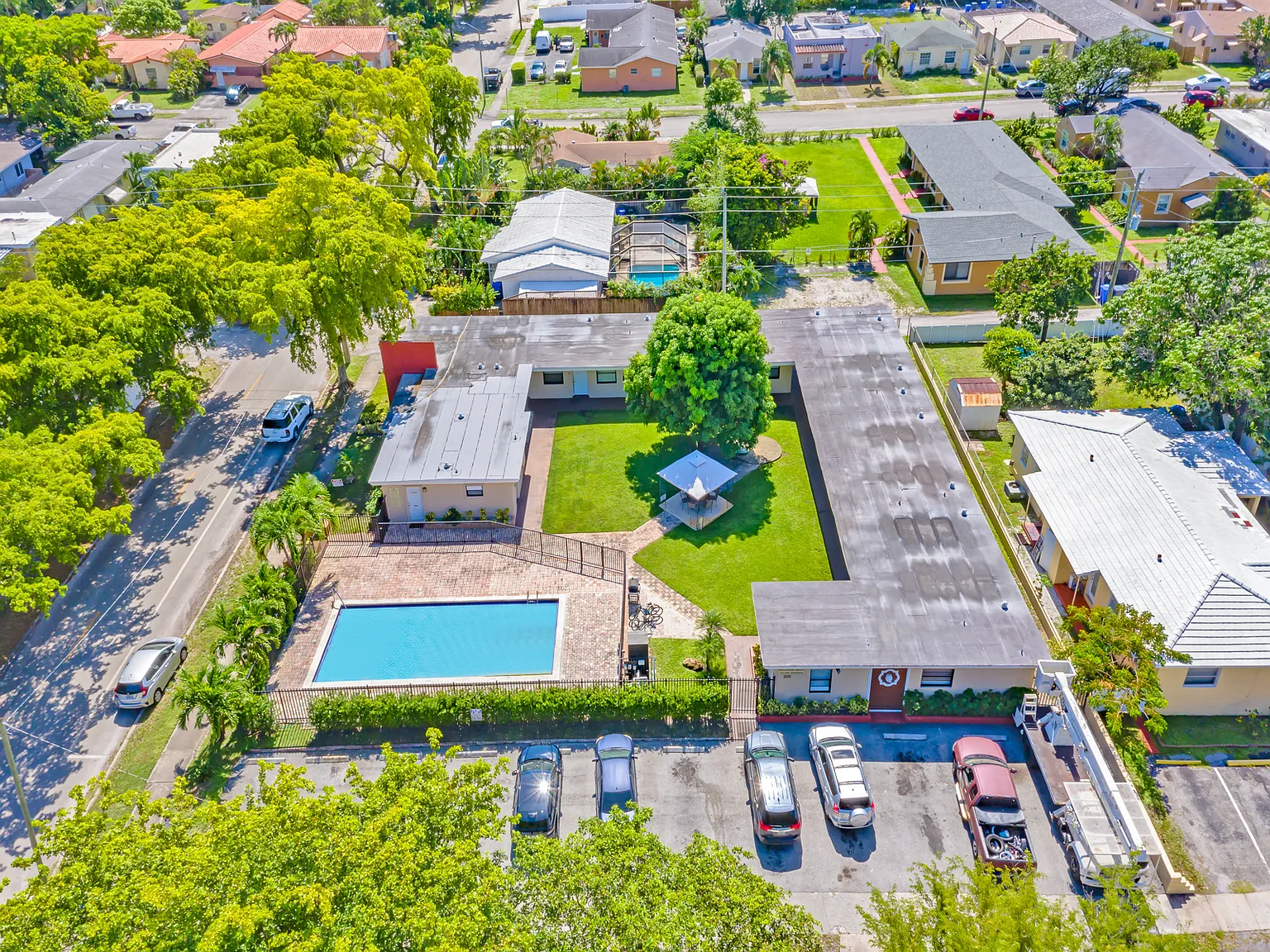1 bed, 600 sqft, $1,700 — Photo 3