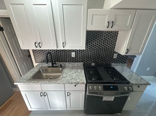 693 Dixwell Ave #3L, New Haven, CT 06511