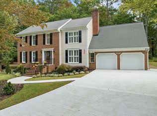 10701 E Bridgford Dr, Cary, NC 27518