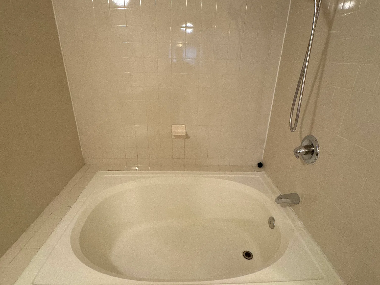 3 bed, 1378 sqft, $1,500 — Photo 4