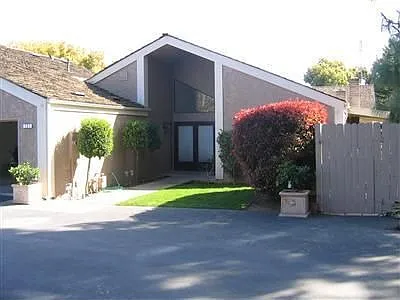 6141 N West Ave Unit 121 photo 1