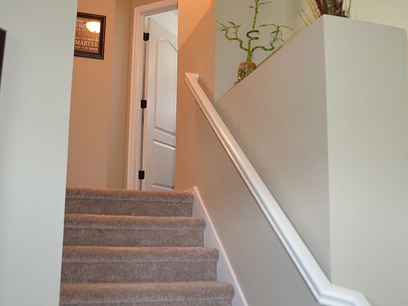 3rd image of 5542 W Lodestone Ave