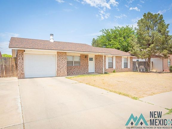 2nd image of 1403 Taylor Dr