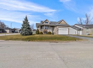 22 Bourgeois Beach Rd, Victoria Harbour, ON L0K2A0