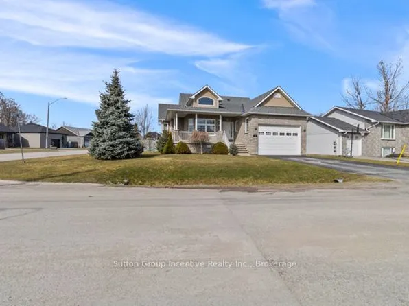 22 Bourgeois Beach Rd, Victoria Harbour, ON L0K 2A0