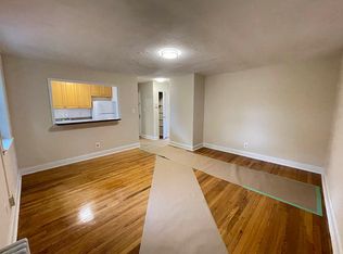 20-12 20th St #2G, Astoria, NY 11105