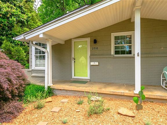 2nd image of 2710 Shady Lawn Dr