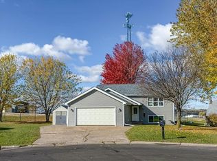 695 Willow St, Baldwin, WI 54002