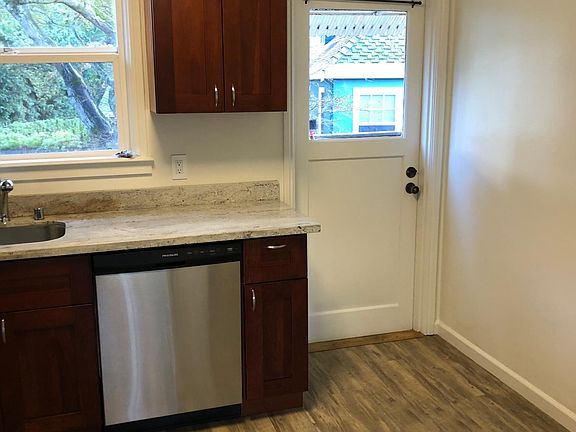 5th image of 831 N El Camino Real APT 3