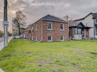 238 Glebemount Ave Unit 1, Toronto, ON M4C 3T6