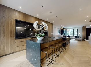 15 Durie St E, Toronto, ON M6S3E5