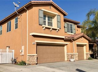 384 Daylily Dr, Perris, CA 92571