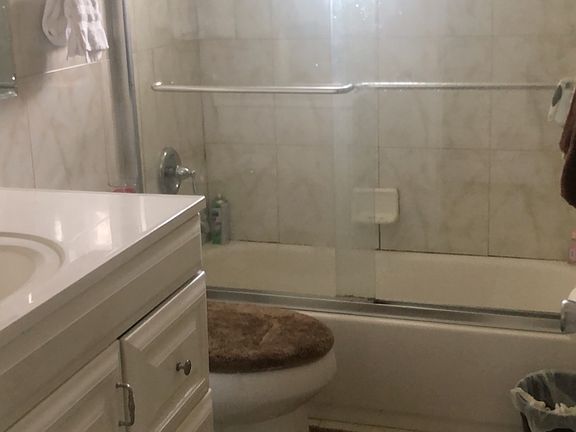4th image of 5821 S Farragut Dr